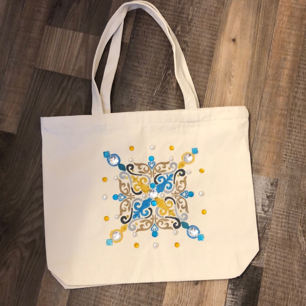 Zippered Boutique Tote